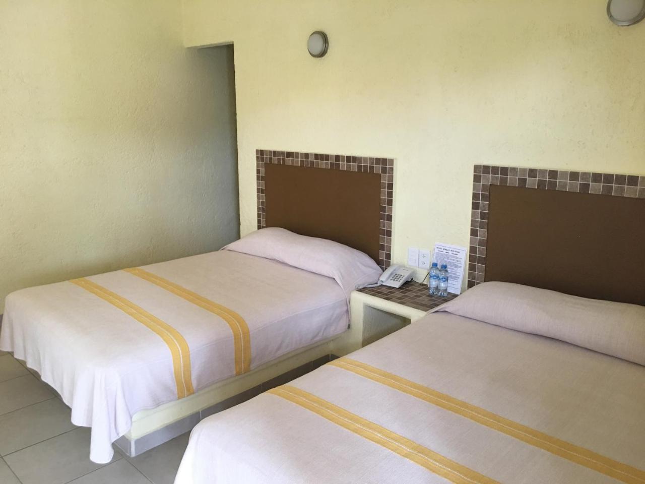 Hotel Maria Mixteca سانتا كروز هواتولكو المظهر الخارجي الصورة