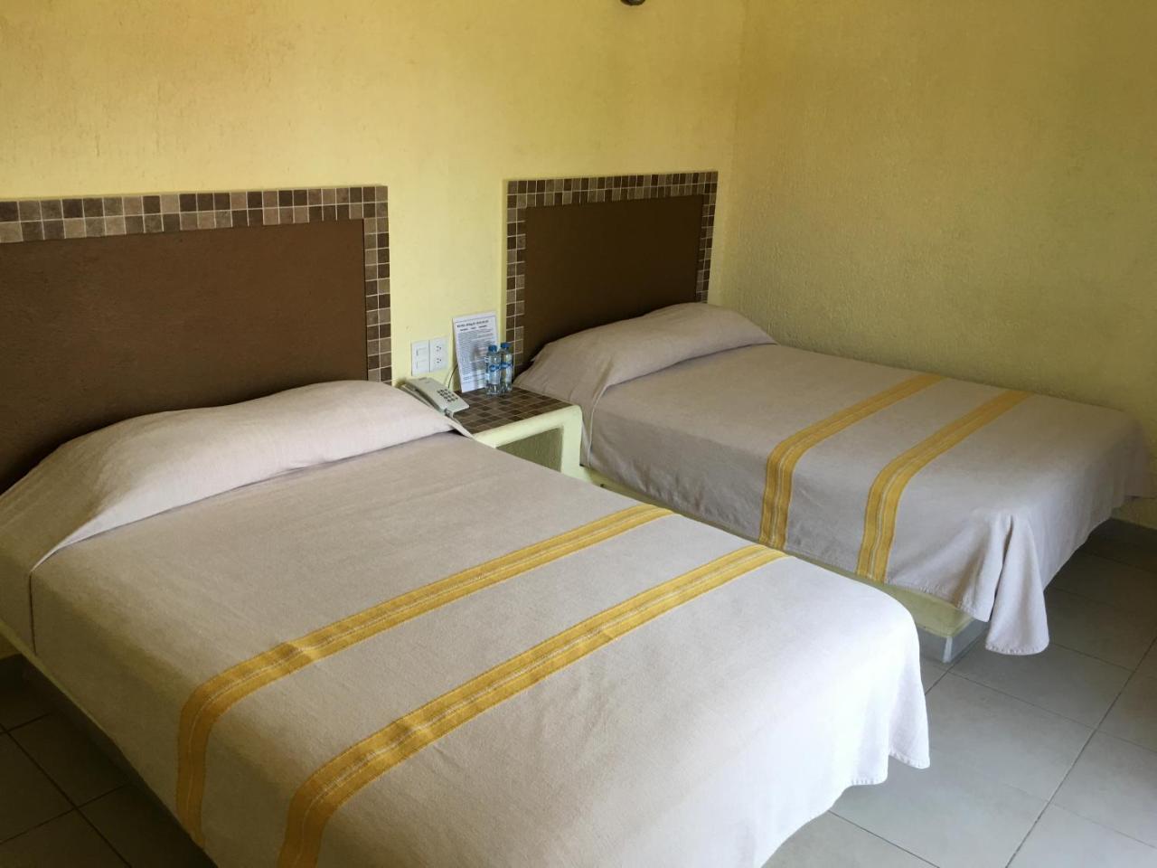 Hotel Maria Mixteca سانتا كروز هواتولكو المظهر الخارجي الصورة