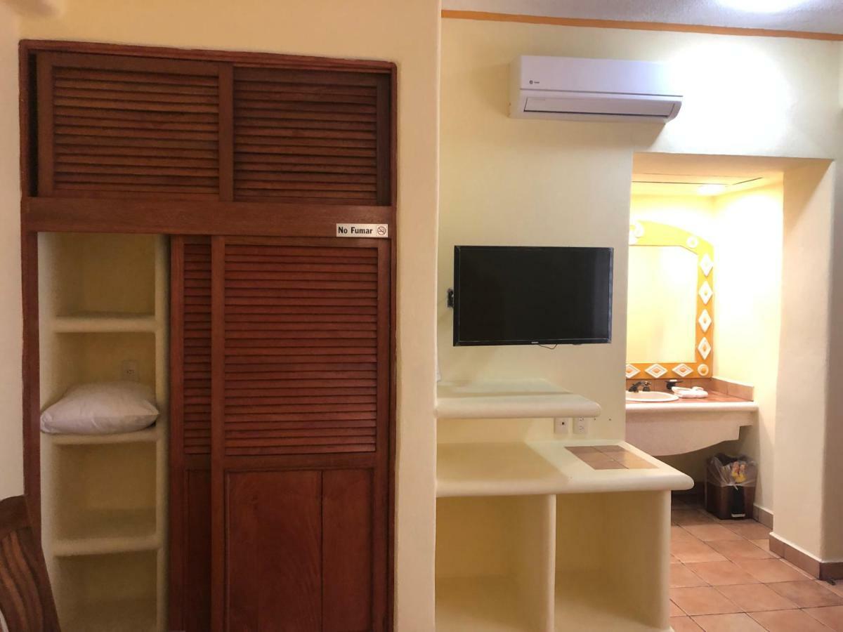 Hotel Maria Mixteca سانتا كروز هواتولكو المظهر الخارجي الصورة